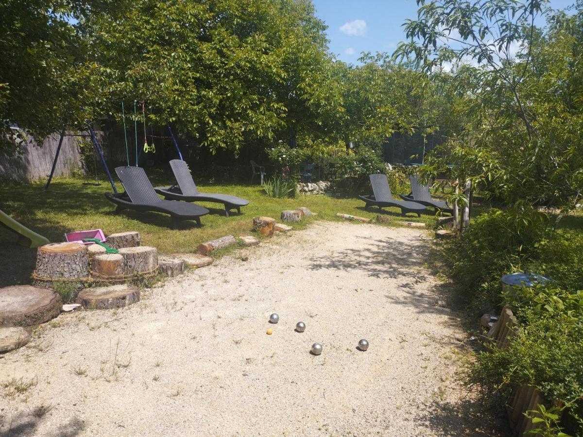 Gite Des 3 Cazelles Cajarc Exterior foto